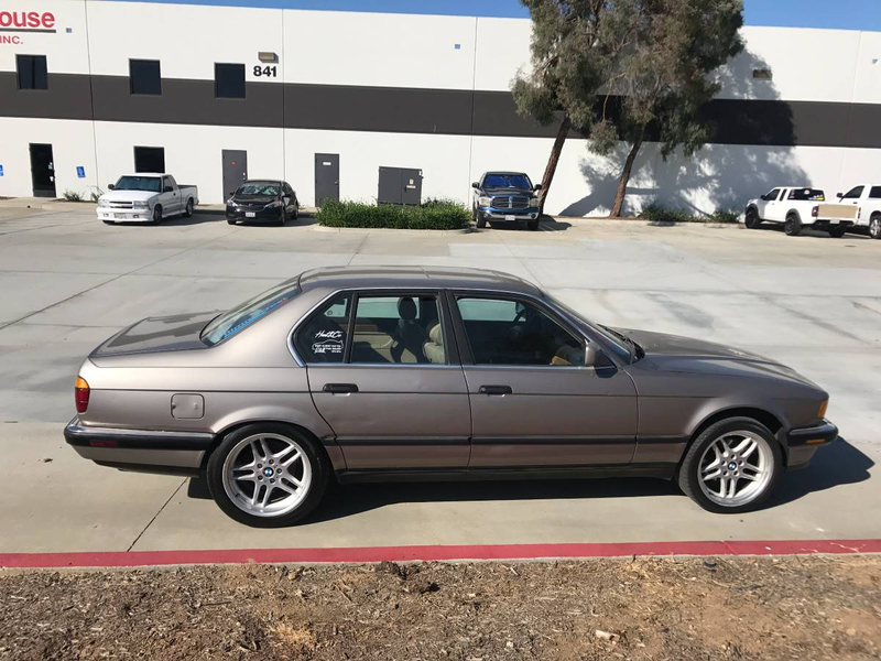 Illustration for article titled At $2,495, Could This 1988 BMW 735i End Your Shiftless Ways?